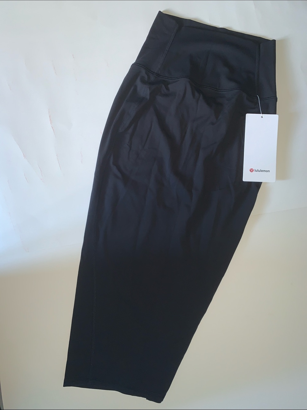 Lululemon Women’s Nulu Slim-Fit HR Skirt Black Size 2 NWT